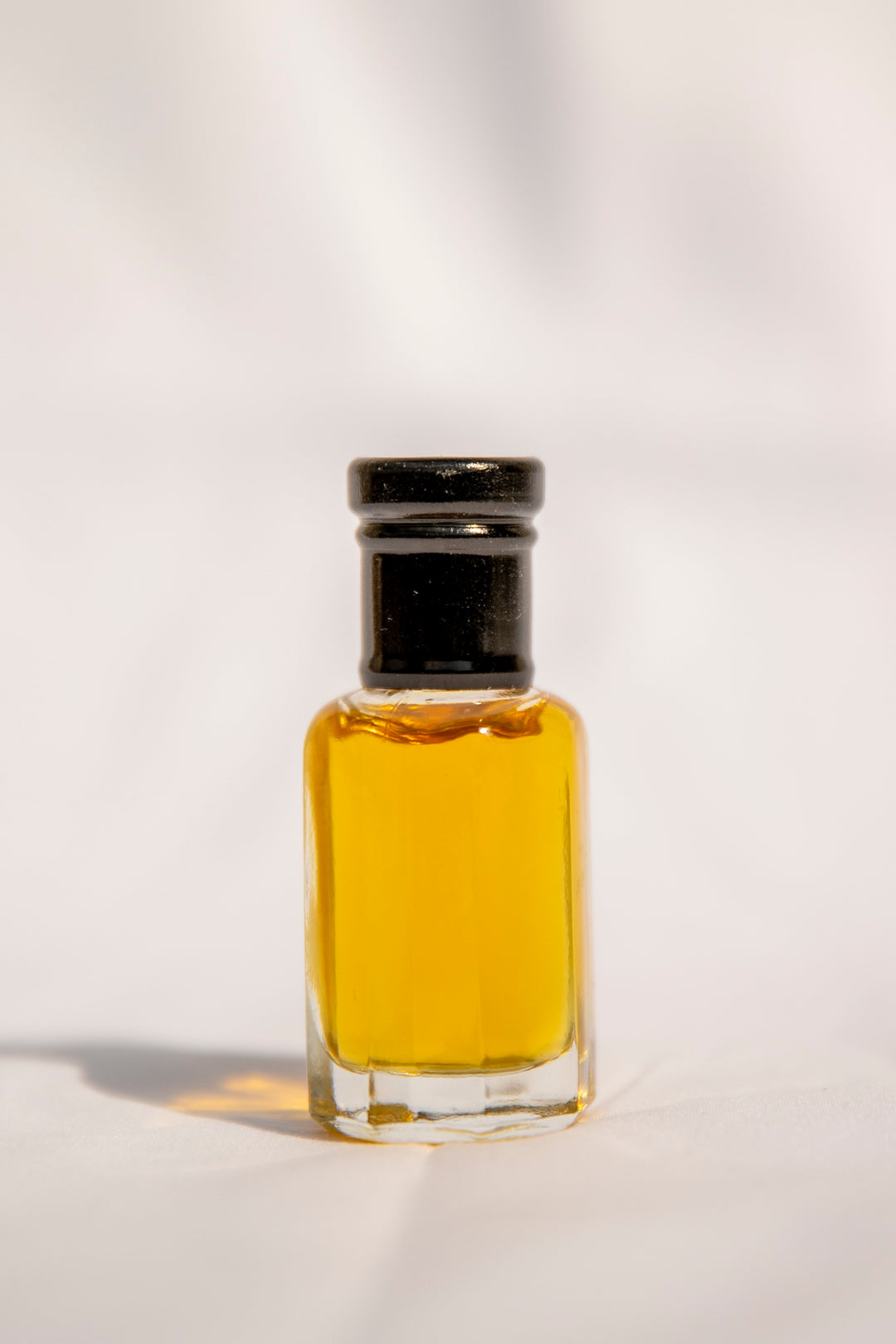 Oud Mauritius Perfume Oil – Extrait Strength
